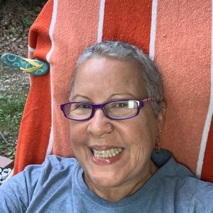 Meet your Posher, Iris